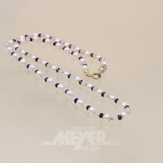 Modeschmuck-Perlenkette mit