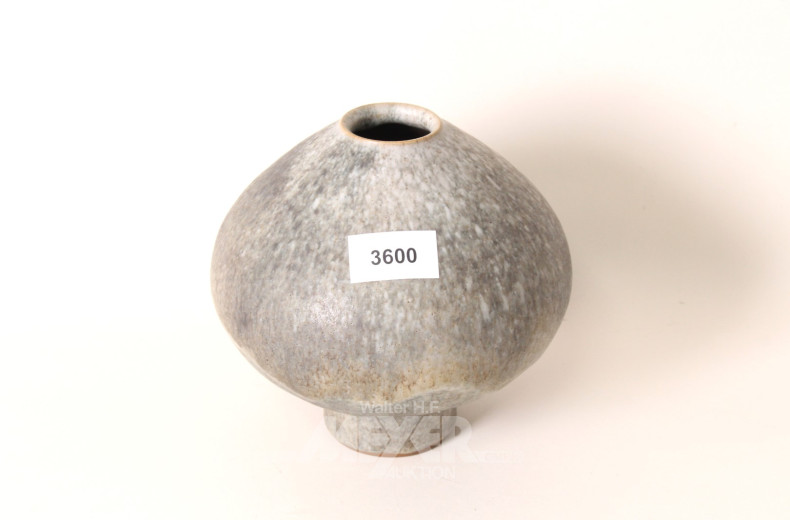 Keramikvase, signiert, bauchige Form,