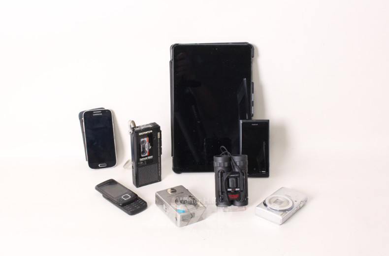 Posten Kleinelektronik: Digitalkameras,