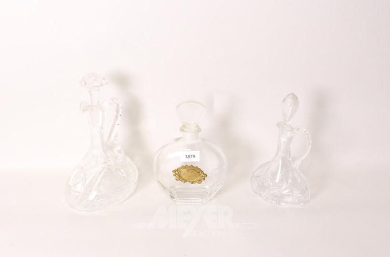 3 versch. Kristallkaraffen