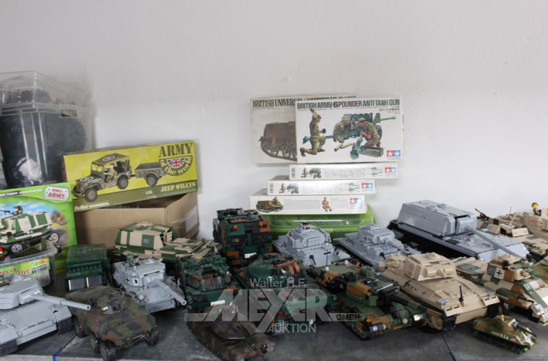 Posten div. Modell-Bausätze: